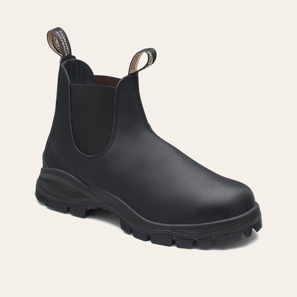 BLUNDSTONE