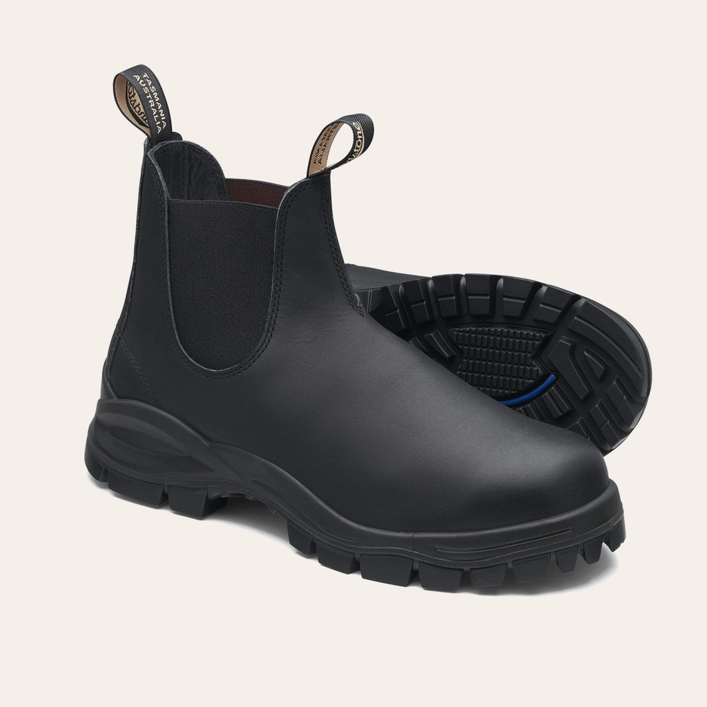 BLUNDSTONE