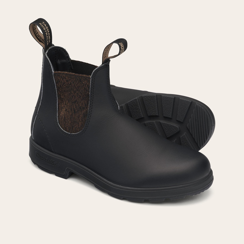 BLUNDSTONE